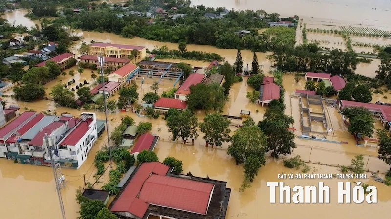 Đi “xuyên” tâm lũ bảo vệ Nhân dân