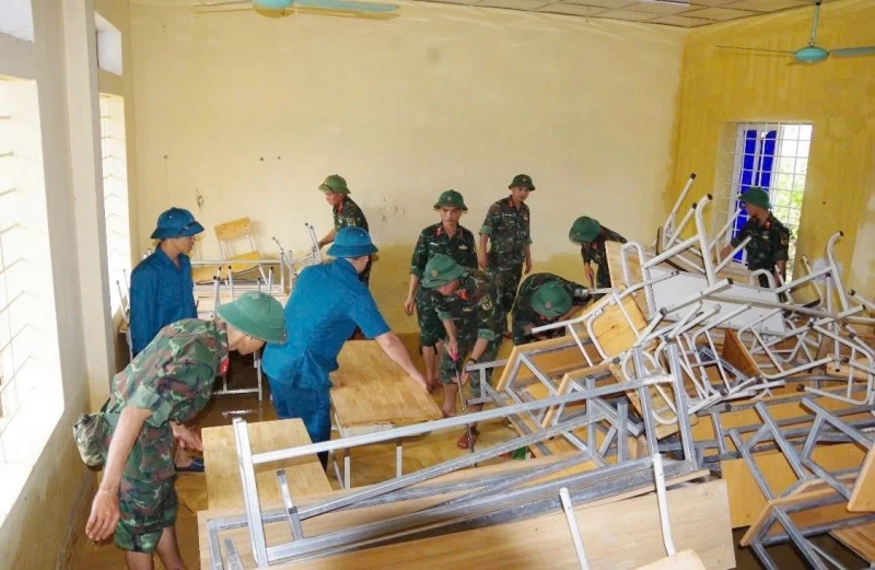 “Lo việc nước trước, nghĩ việc nhà sau”