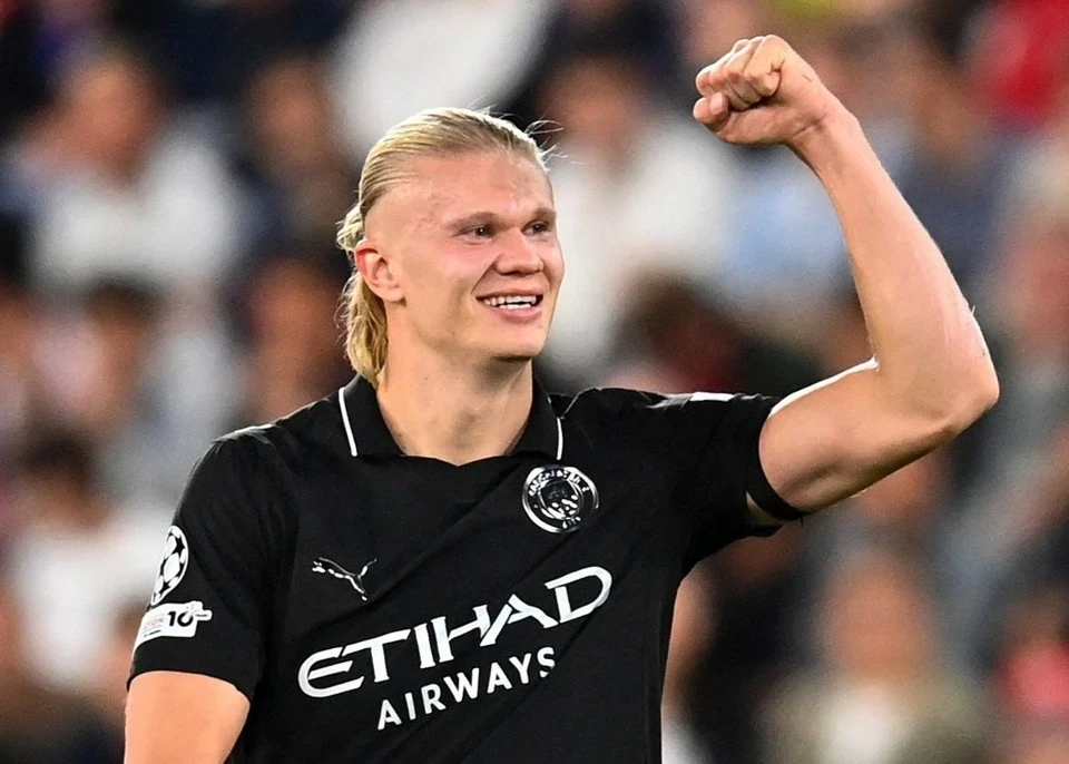 Huy Hoàng giành cú đúp HCV tại giải bơi châu Á 2025; Barca gục ngã trước PSG