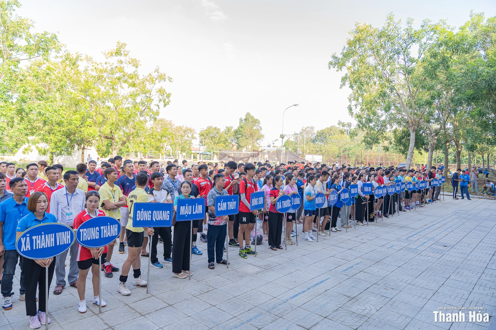 Khai mạc các môn tung còn, đẩy gậy, bắn nỏ, kéo co và bóng chuyền Đại hội TDTT tỉnh Thanh Hóa