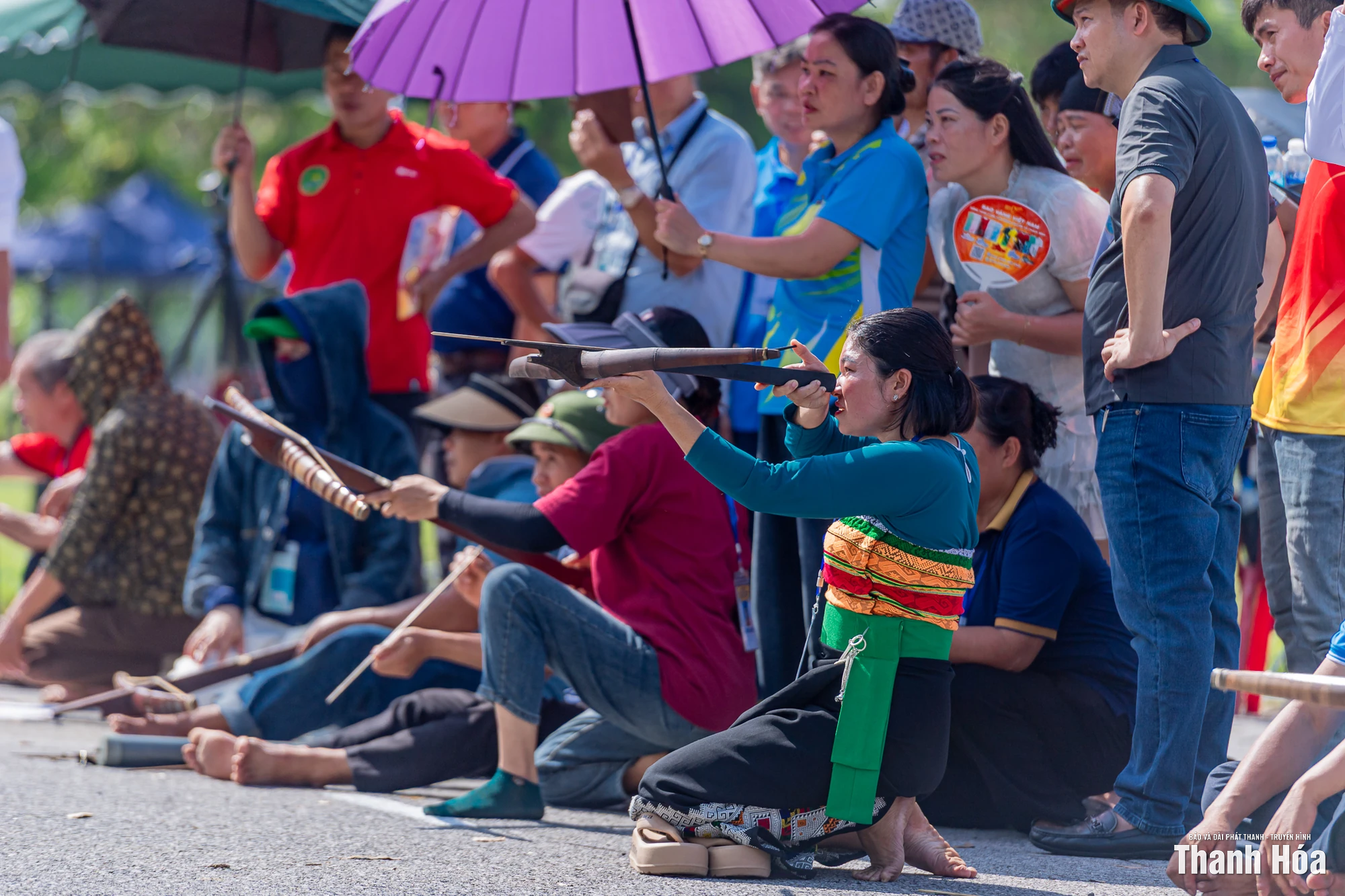 Khai mạc các môn tung còn, đẩy gậy, bắn nỏ, kéo co và bóng chuyền Đại hội TDTT tỉnh Thanh Hóa
