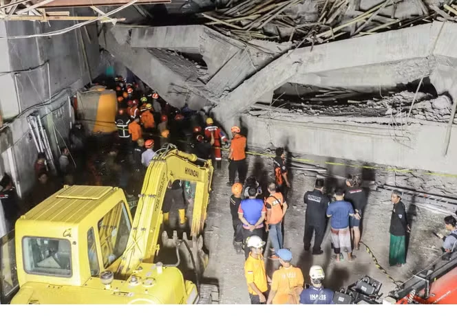 Sập trường học Hồi giáo ở Indonesia, 38 người mất tích