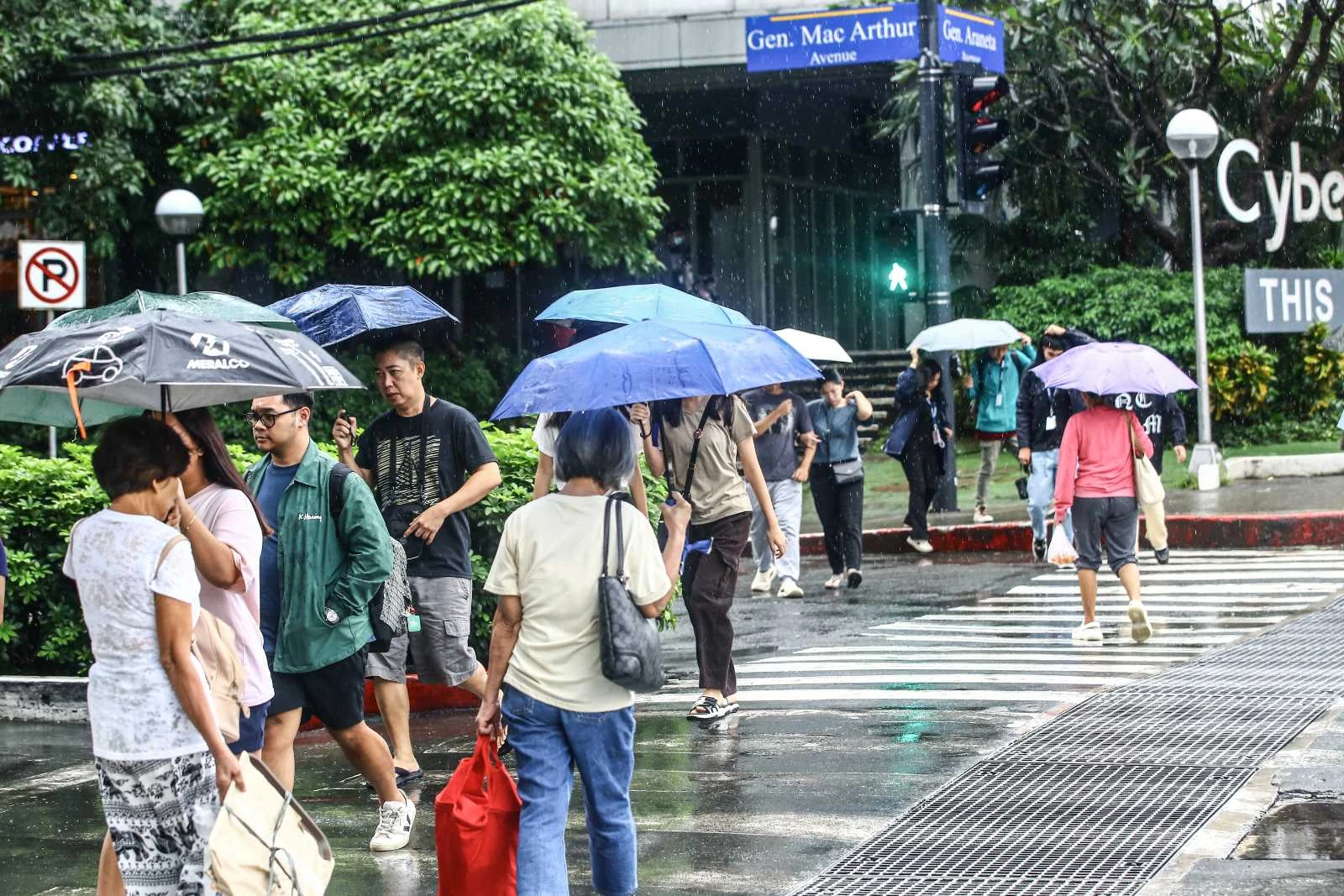 Trung Quốc kích hoạt tình trạng ứng phó khẩn cấp khi bão Matmo tiến gần