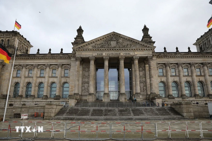 Quốc hội Đức bãi bỏ luật nhập tịch nhanh nhằm siết chặt kiểm soát nhập cư