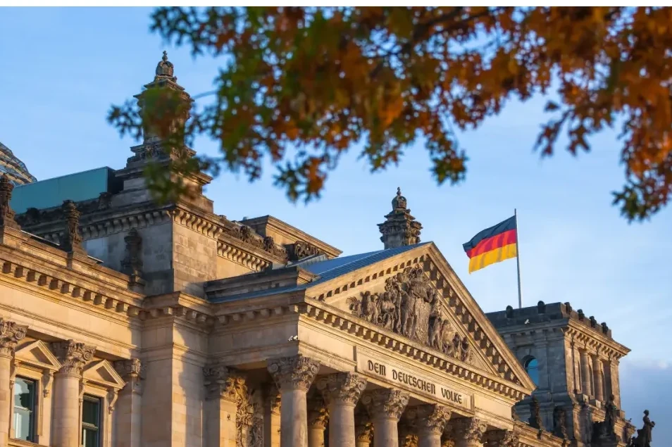 Đức đảo ngược chính sách nhập tịch nhanh