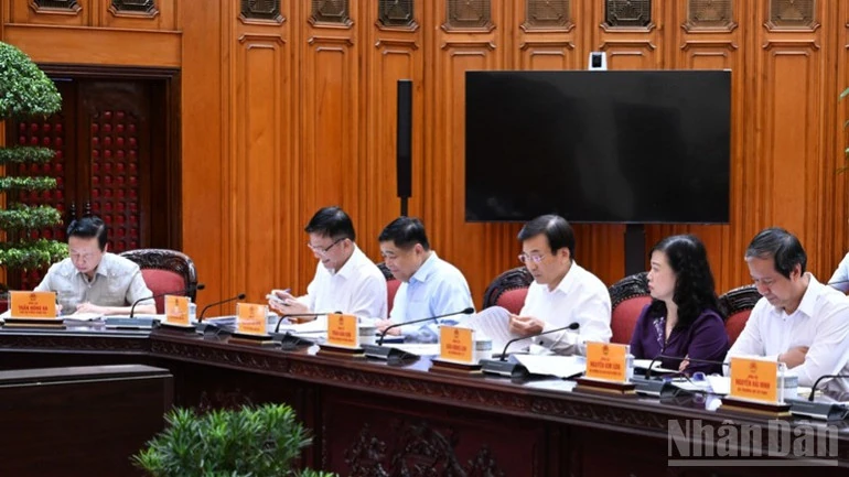 Thúc đẩy sắp xếp các đơn vị sự nghiệp công lập, bảo đảm phục vụ tốt Nhân dân