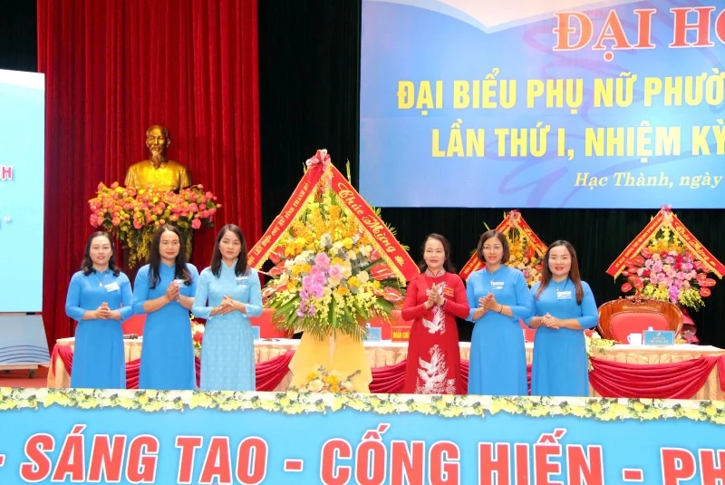Phụ nữ Hạc Thành chung sức xây dựng phường thông minh, kiểu mẫu