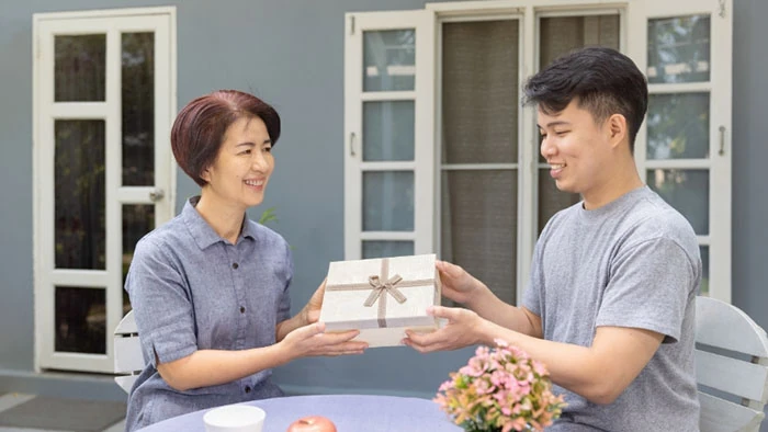 Top 10+ quà tặng mẹ 20/10, ngân sách dưới 1 triệu đồng