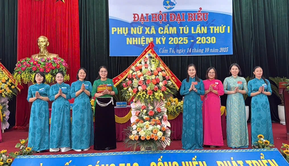 Phụ nữ xã Cẩm Tú: Tiếp tục nâng cao hiệu quả các hoạt động, phong trào trong nhiệm kỳ mới