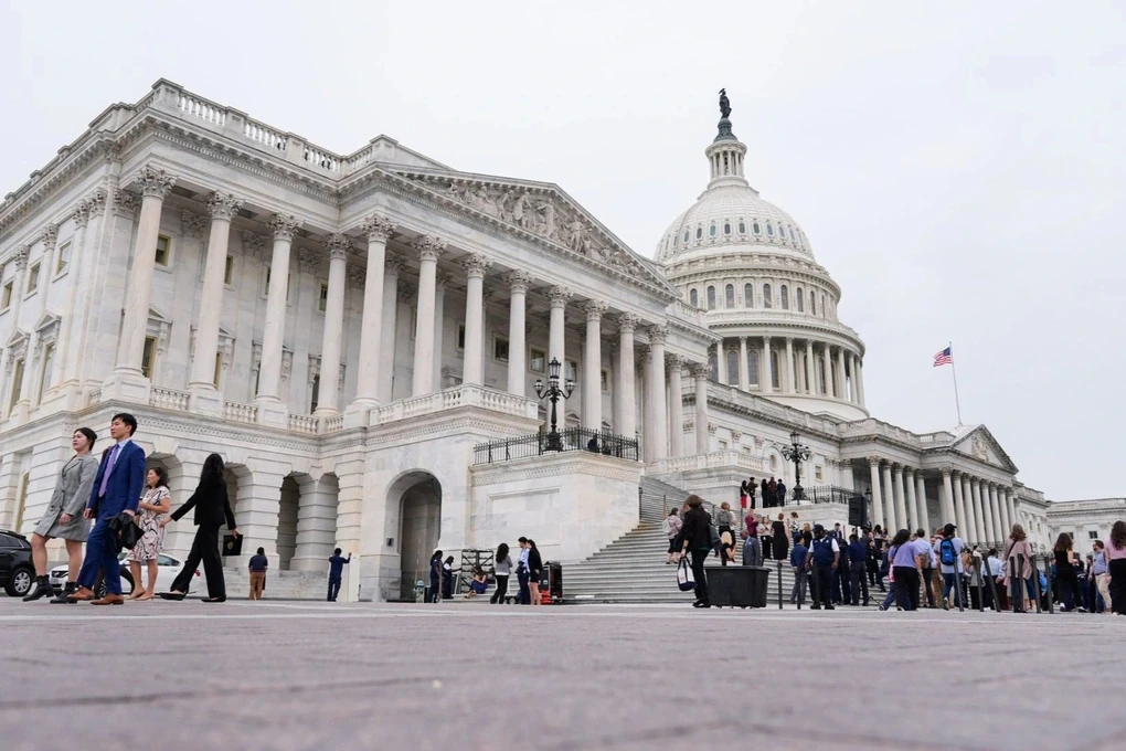 Mỹ: Chính phủ đóng cửa ảnh hưởng nghiêm trọng đến hoạt động của nền kinh tế, thiệt hại 15 tỷ USD/ ngày