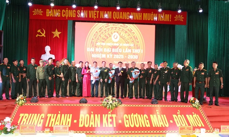 Cựu chiến binh gương mẫu, đi đầu, góp phần xây dựng Ngọc Lặc sớm trở thành xã nông thôn mới nâng cao