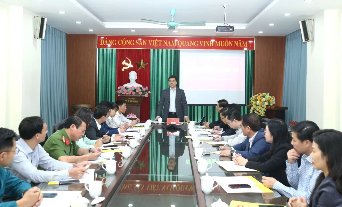 Phó Bí thư Thường trực Tỉnh ủy Nguyễn Hồng Phong thăm, làm việc với hai phường Quảng Phú, Đông Quang