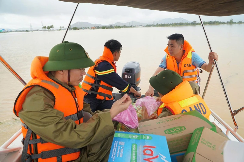 Sẵn sàng lên đường khi có lệnh gọi!