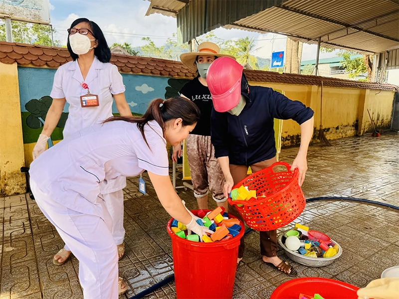 Kiểm soát lây nhiễm bệnh tay chân miệng