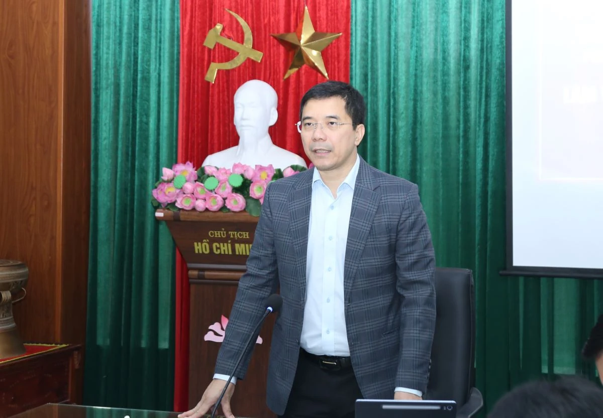 Phó Bí thư Thường trực Tỉnh ủy Nguyễn Hồng Phong thăm, làm việc với hai phường Quảng Phú, Đông Quang