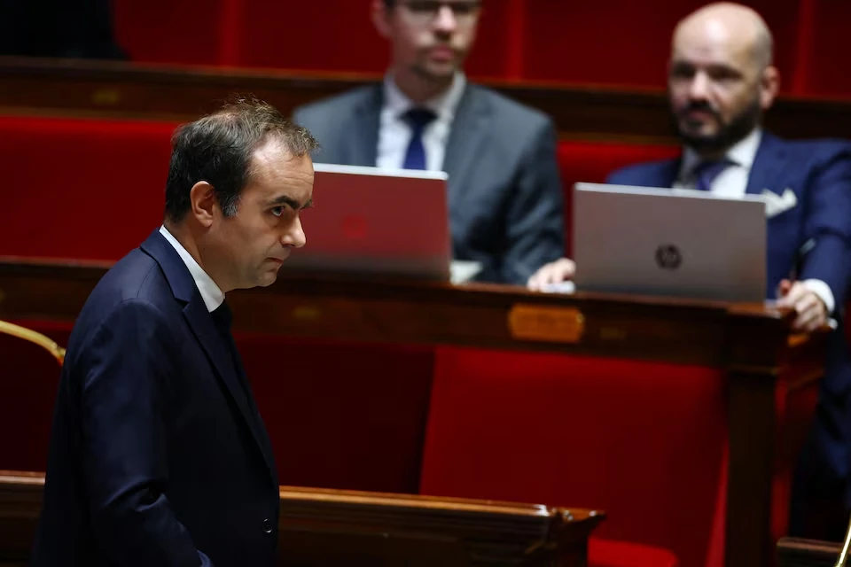 Pháp đối mặt nguy cơ bất ổn chính trị vì ngân sách 2026