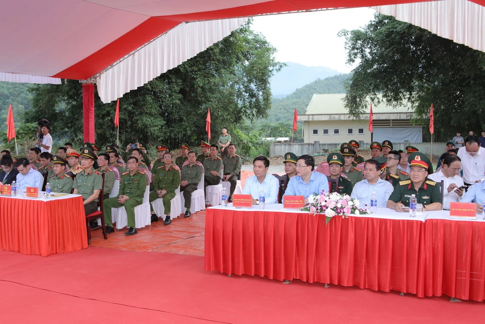 Bí thư Tỉnh ủy Nguyễn Doãn Anh dự lễ khởi công trụ sở làm việc Công an xã Hiền Kiệt