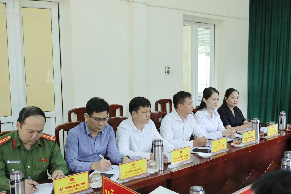 Bí thư Tỉnh ủy Nguyễn Doãn Anh thăm, làm việc với xã Hiền Kiệt và Nam Xuân về thực hiện bộ máy chính quyền địa phương 2 cấp