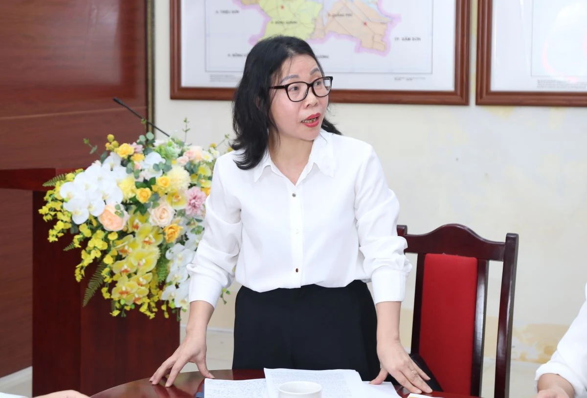 Phó Bí thư Thường trực Tỉnh ủy Nguyễn Hồng Phong thăm, làm việc tại phường Đông Tiến