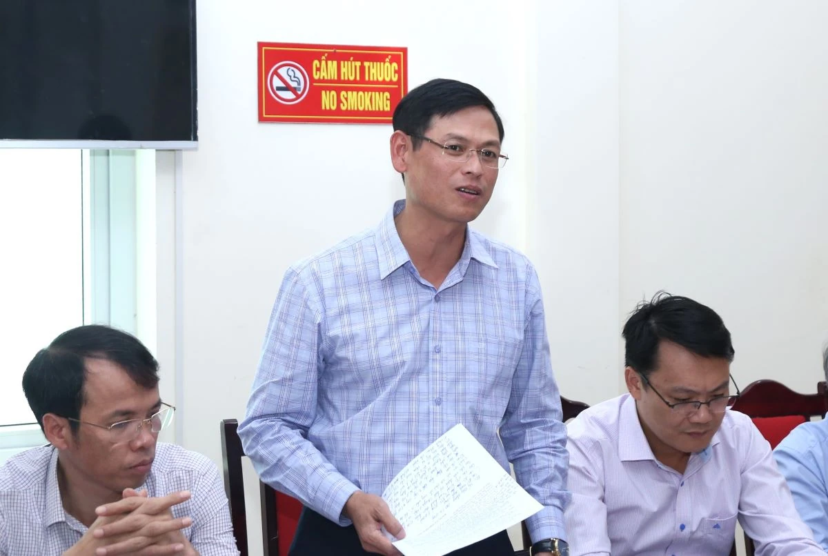 Phó Bí thư Thường trực Tỉnh ủy Nguyễn Hồng Phong thăm, làm việc tại phường Đông Tiến