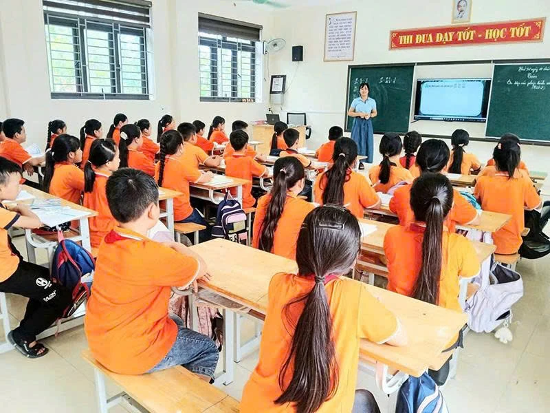 “Cầu nối” đưa dịch vụ công đến với người dân Đồng Tiến