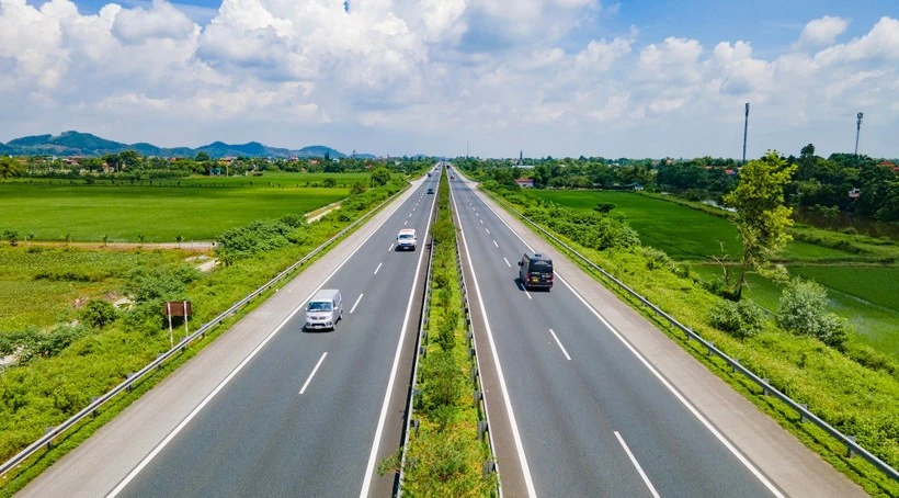 Điều chỉnh tạm thời phương tiện lưu thông trên cao tốc Cầu Giẽ-Ninh Bình
