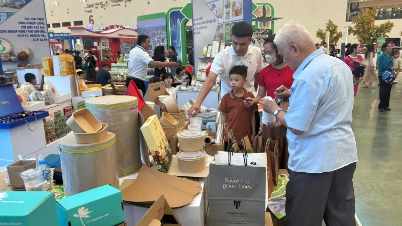 Đặc sắc sản phẩm hàng hoá tiêu biểu tỉnh Thanh Hoá tại Hội chợ Mùa Thu