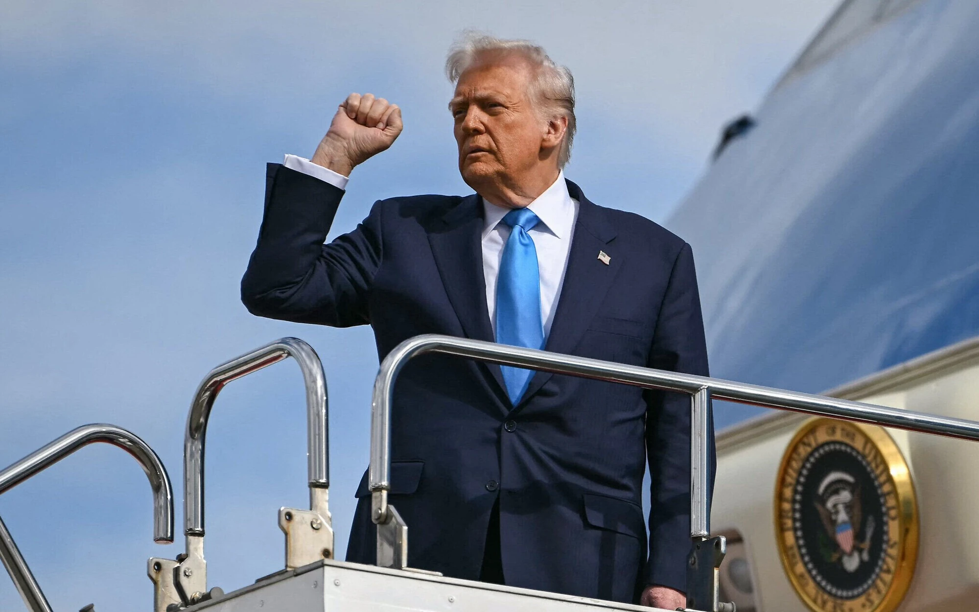 Israel khôi phục lệnh ngừng bắn tại dải Gaza sau loạt không kích khiến hơn 100 người thiệt mạng