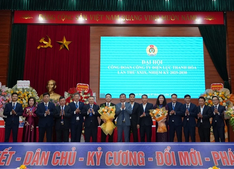 Thắp sáng niềm tin từ sức mạnh đoàn kết