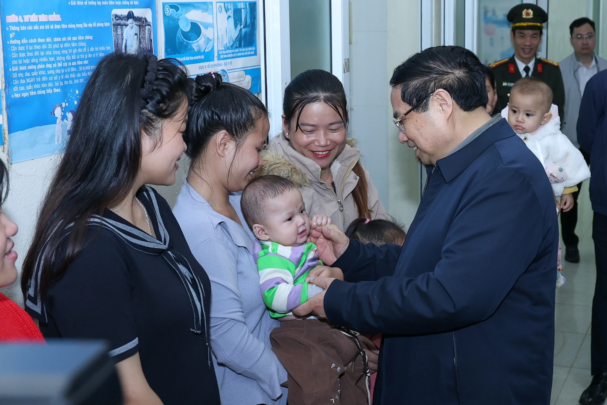 Thủ tướng đề nghị xây dựng xã không tội phạm tại vùng biên giới