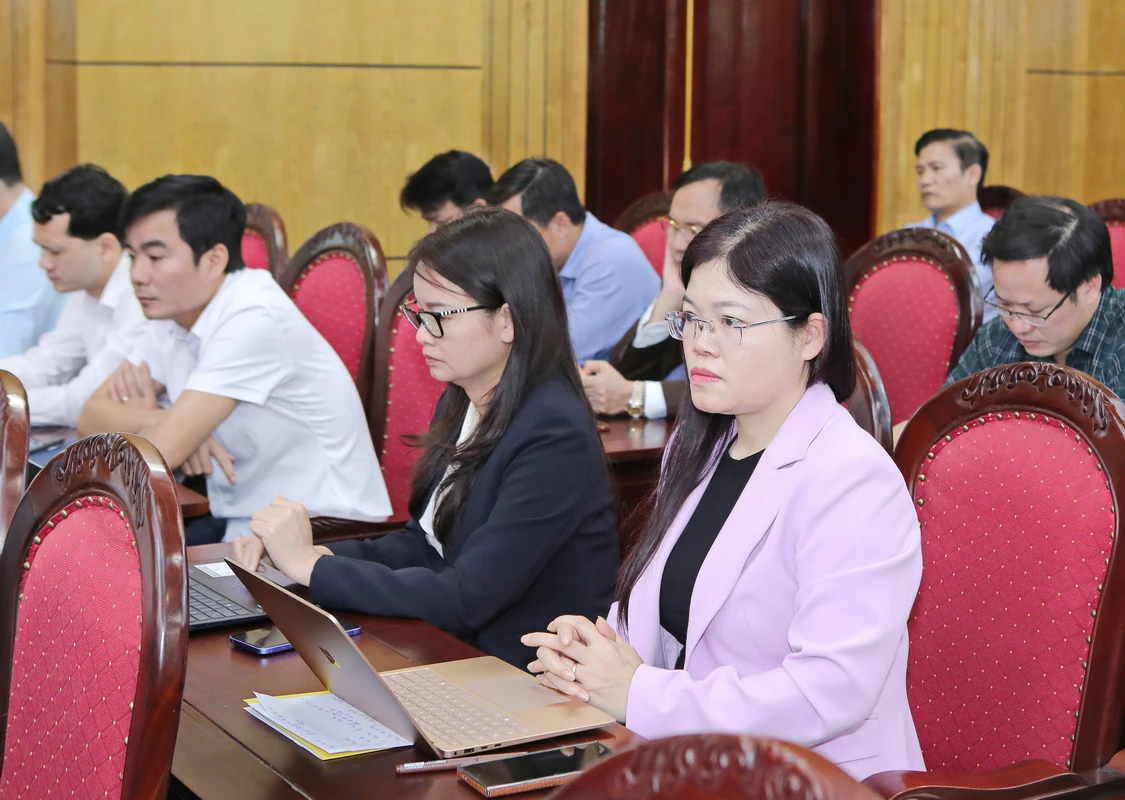 Hội nghị lần thứ 2 Ban Chấp hành Đảng bộ tỉnh khóa XX cụ thể hóa Nghị quyết Đại hội Đảng bộ tỉnh bằng quy chế làm việc và chương trình hành động