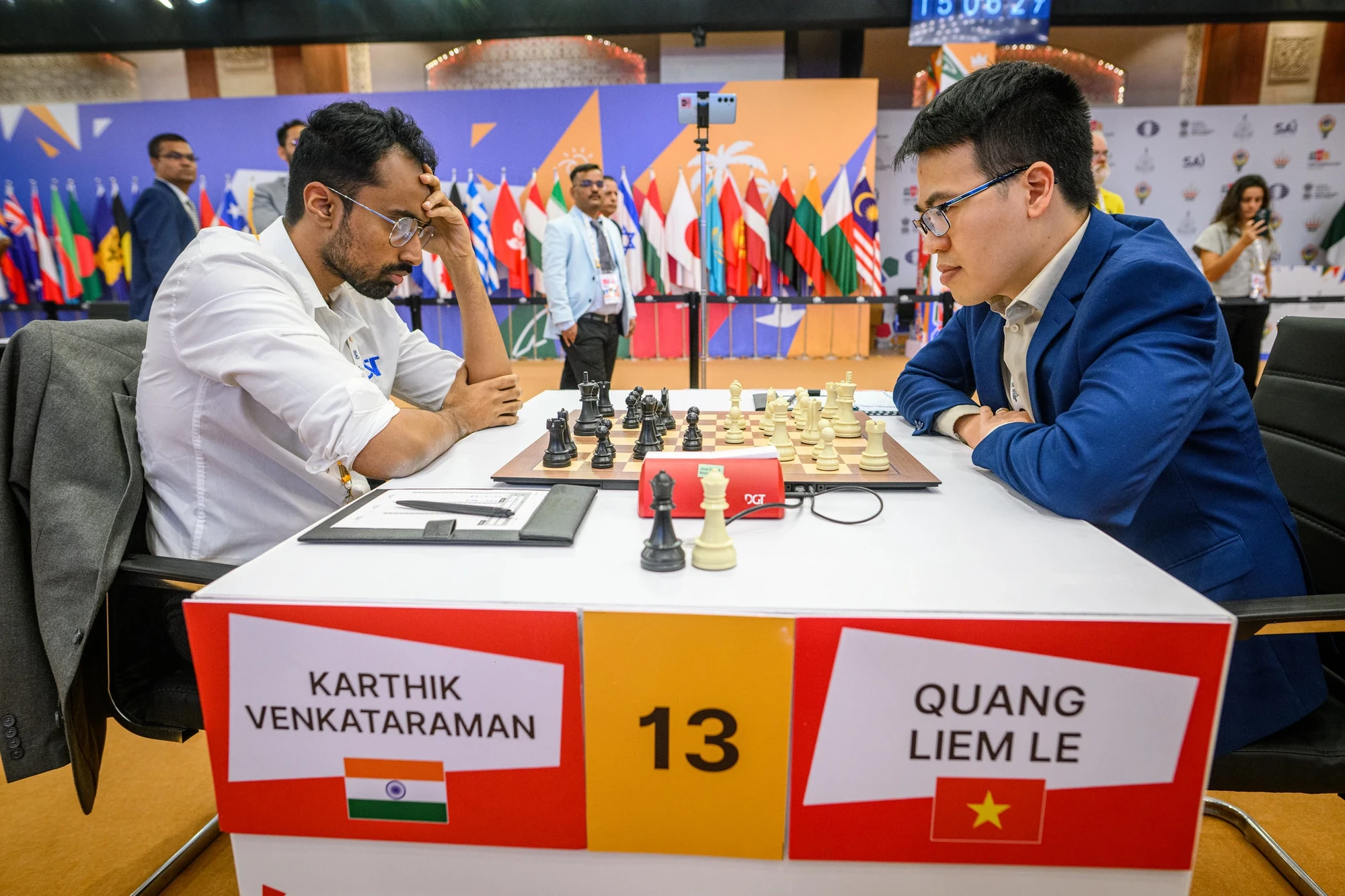 Nguyễn Xuân Son hạnh phúc trong ngày trở lại ĐTVN; Messi úp mở khả năng dự World Cup 2026