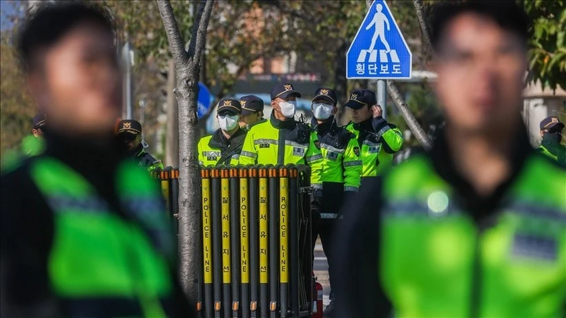 Cảnh sát Hàn Quốc bắt 26 nghi phạm lừa đảo đặt cơ sở hoạt động tại Campuchia