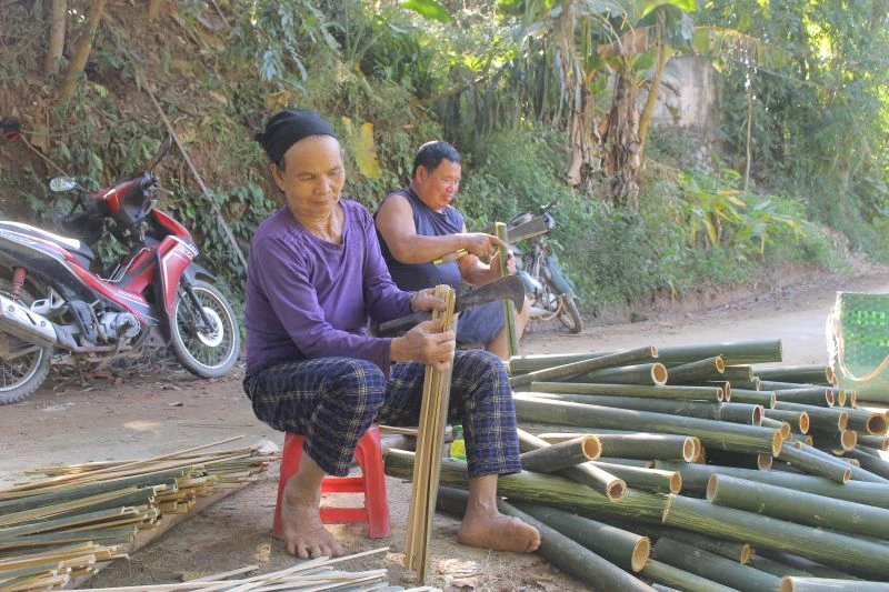 Khấp khởi luồng được giá