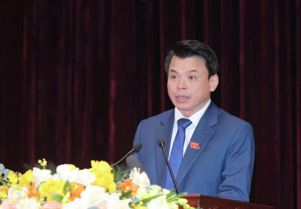 Đại biểu HĐND tỉnh tiếp tục “hiến kế” thực hiện mục tiêu phát triển năm 2026