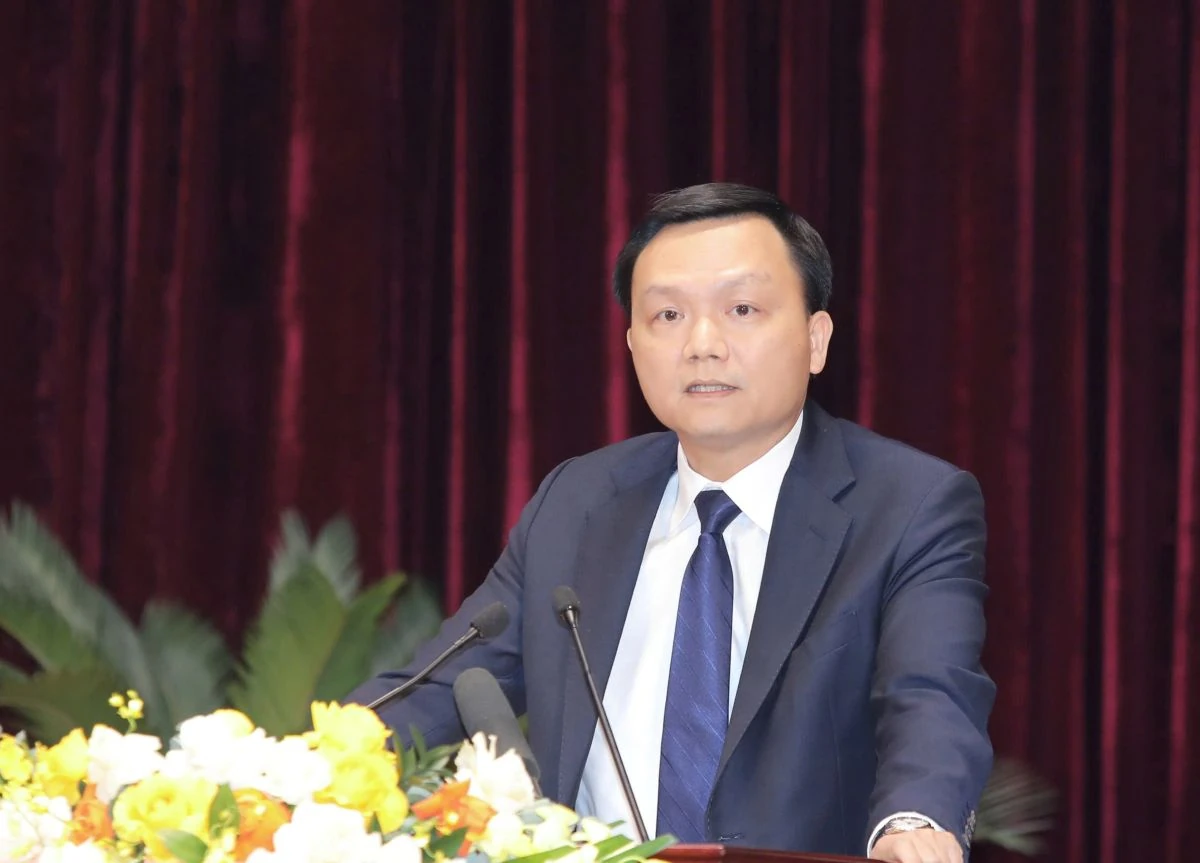 Đại biểu HĐND tỉnh tiếp tục “hiến kế” thực hiện mục tiêu phát triển năm 2026