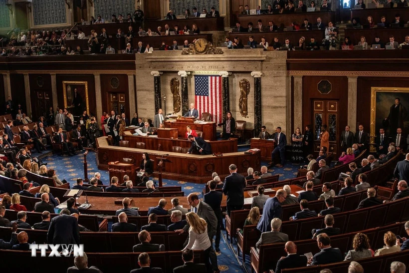 Quốc hội Mỹ cân nhắc luật chính sách quốc phòng với mức chi kỷ lục