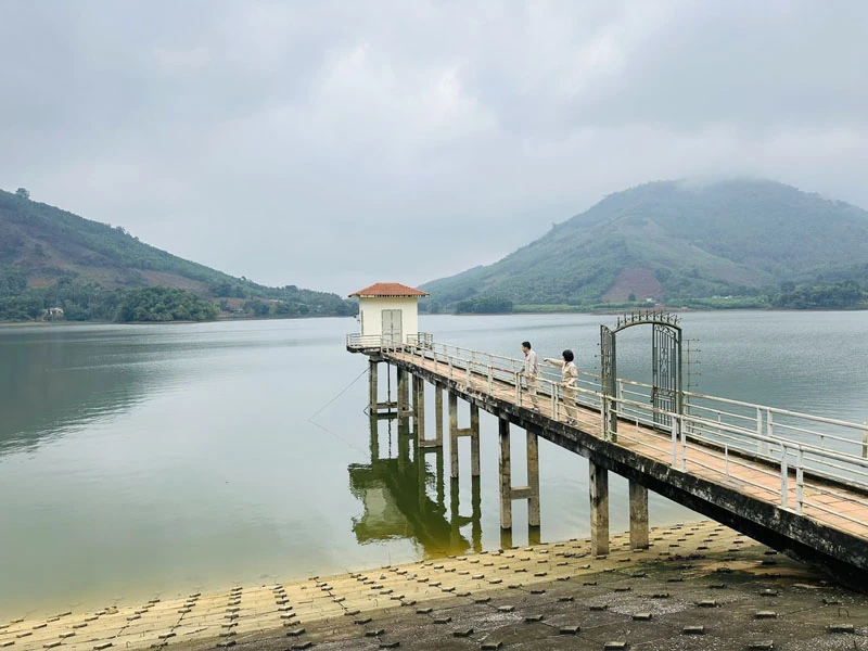 Triển khai các biện pháp phục vụ nước tưới sản xuất nông nghiệp