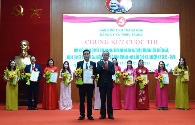 Xã Thiệu Trung: 11 thí sinh đoạt giải cuộc thi tìm hiểu nghị quyết đại hội Đảng các cấp