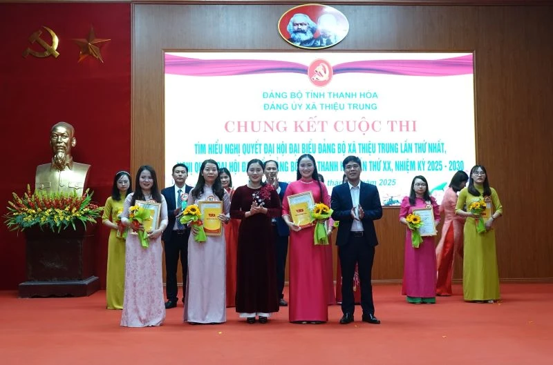 Xã Thiệu Trung: 11 thí sinh đoạt giải cuộc thi tìm hiểu nghị quyết đại hội Đảng các cấp