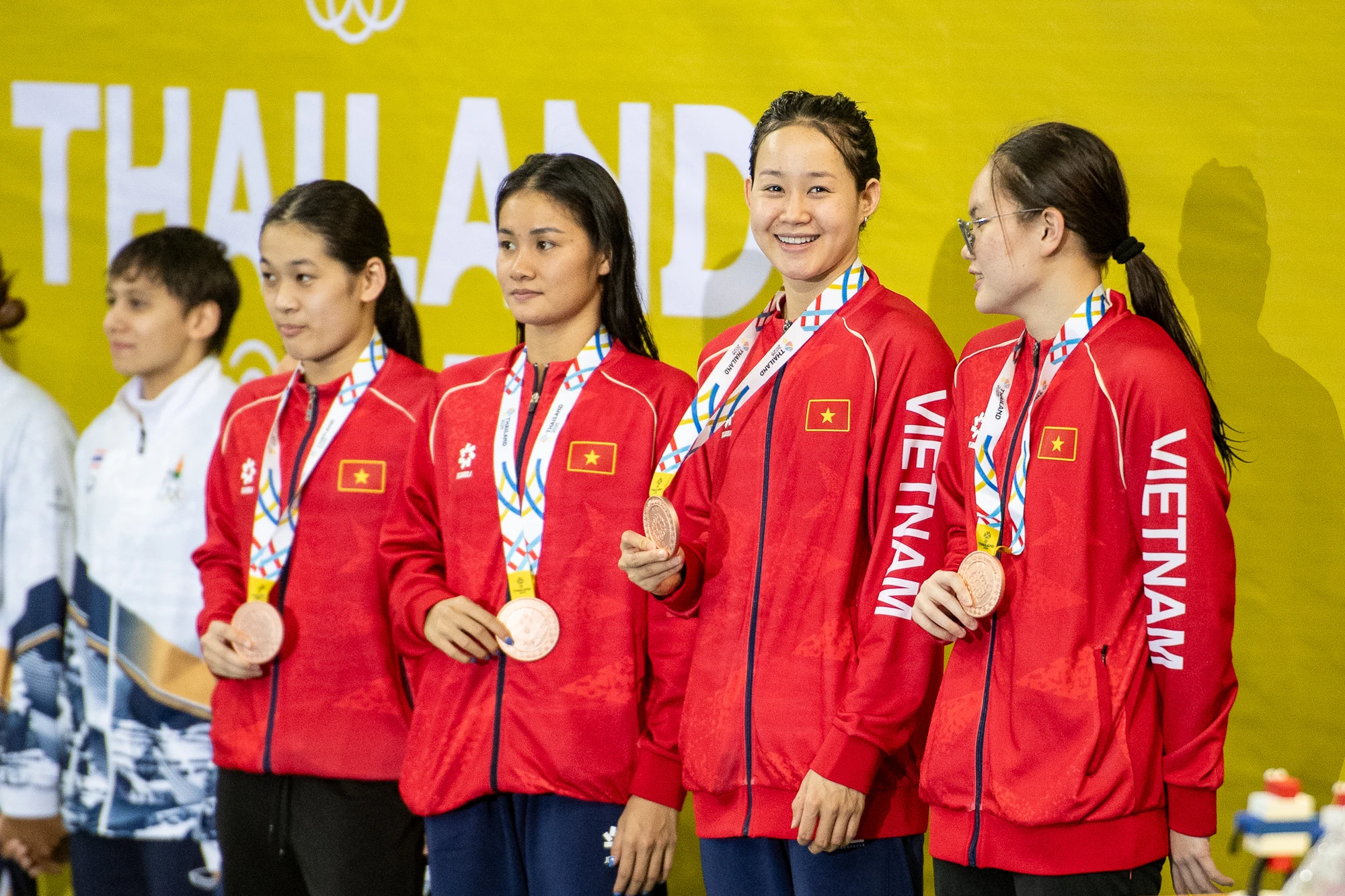 Cận cảnh màn nước rút ngoạn mục giúp Phạm Thị Vân và đồng đội làm nên lịch sử