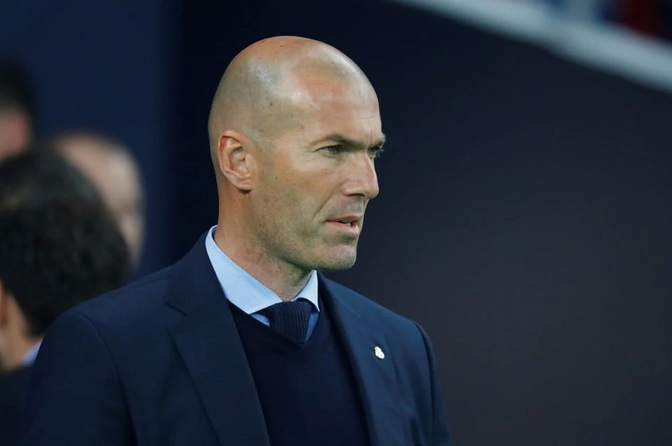 Đoàn Việt Nam vươn lên nhì bảng tổng sắp SEA Games 33; Zidane bất ngờ xuất hiện tại Bernabeu