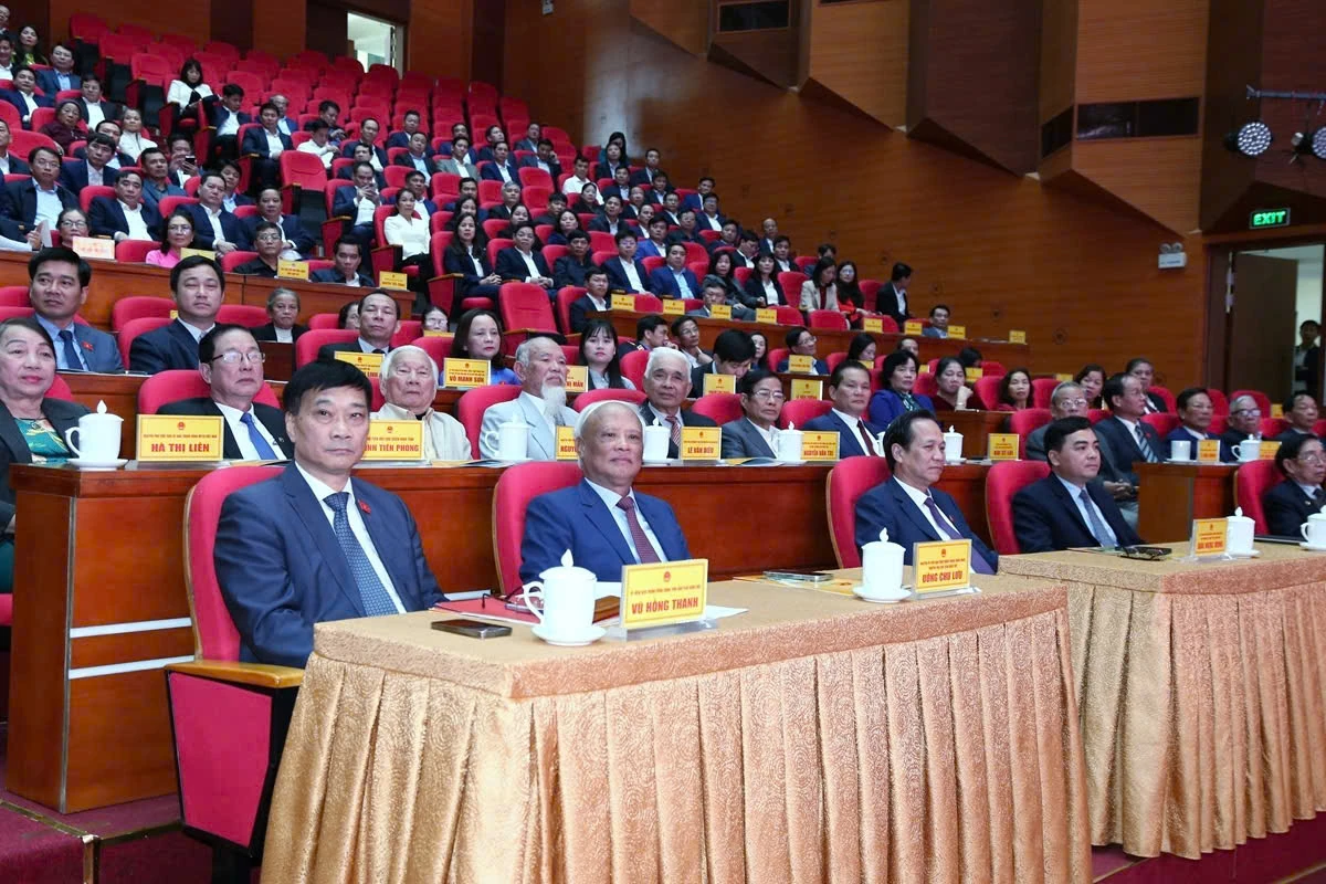 Gặp mặt kỷ niệm 80 năm ngày Tổng tuyển cử đầu tiên bầu Quốc hội Việt Nam và tổng kết hoạt động của Đoàn ĐBQH tỉnh Thanh Hóa khóa XV