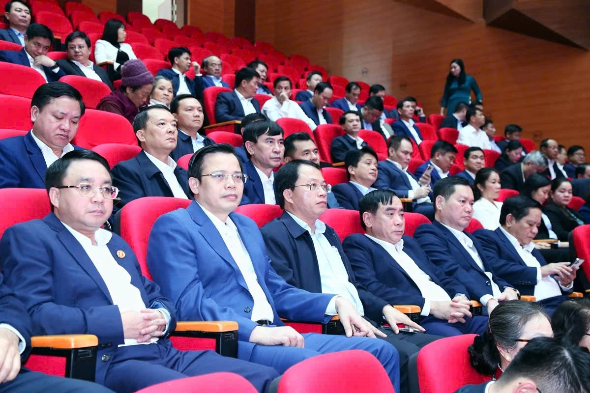 Gặp mặt kỷ niệm 80 năm ngày Tổng tuyển cử đầu tiên bầu Quốc hội Việt Nam và tổng kết hoạt động của Đoàn ĐBQH tỉnh Thanh Hóa khóa XV