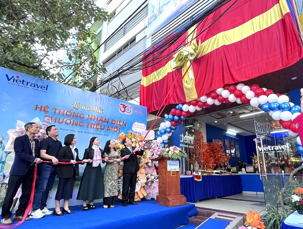 Vietravel ra mắt nhận diện thương hiệu mới, đánh dấu 30 năm phát triển - vươn mình cùng đất nước