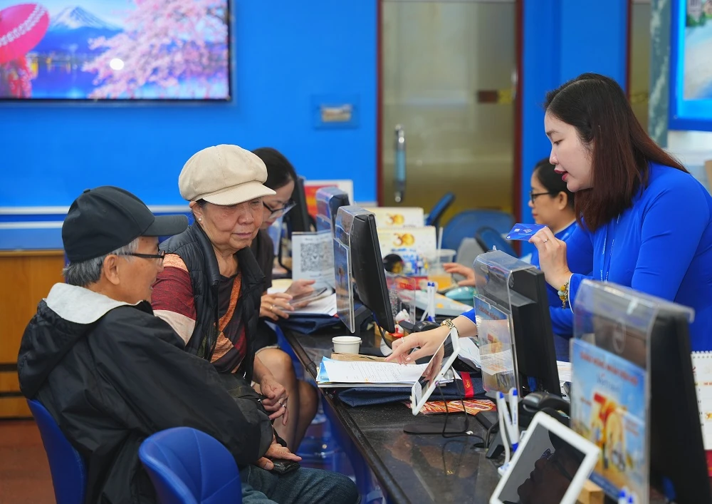 Vietravel ra mắt nhận diện thương hiệu mới, đánh dấu 30 năm phát triển - vươn mình cùng đất nước