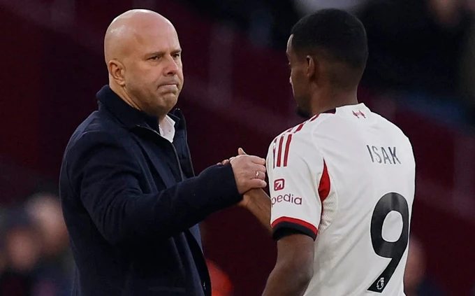 U22 Việt Nam nhận mưa tiền thưởng; HLV Kim Sang-sik lập “cú ăn ba” vô tiền khoáng hậu cùng bóng đá Việt Nam trong năm 2025