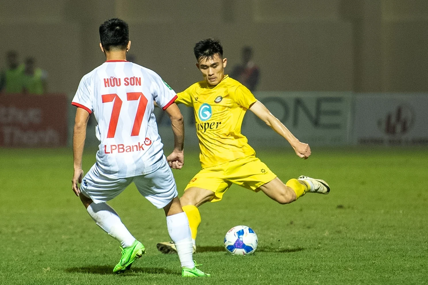 Hậu vệ Hoàng Thái Bình chia tay Đông Á Thanh Hóa