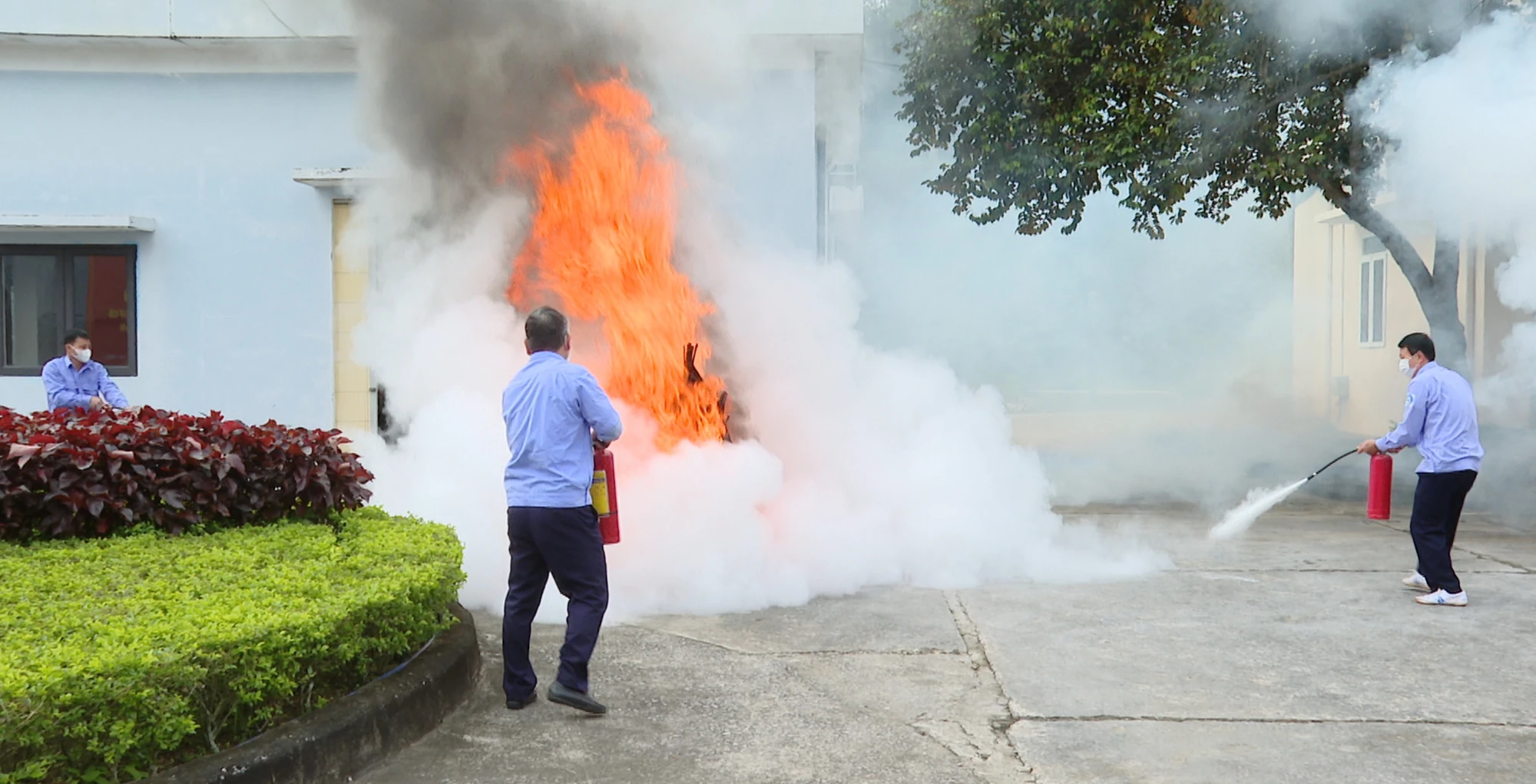 Công ty Cổ phần Cấp nước Thanh Hóa thực tập chữa cháy, cứu nạn cứu hộ và xử lý sự cố hóa chất