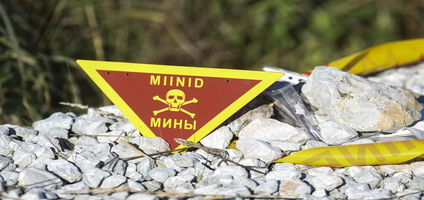 Latvia, Estonia và Lithuania rút khỏi Công ước cấm mìn sát thương